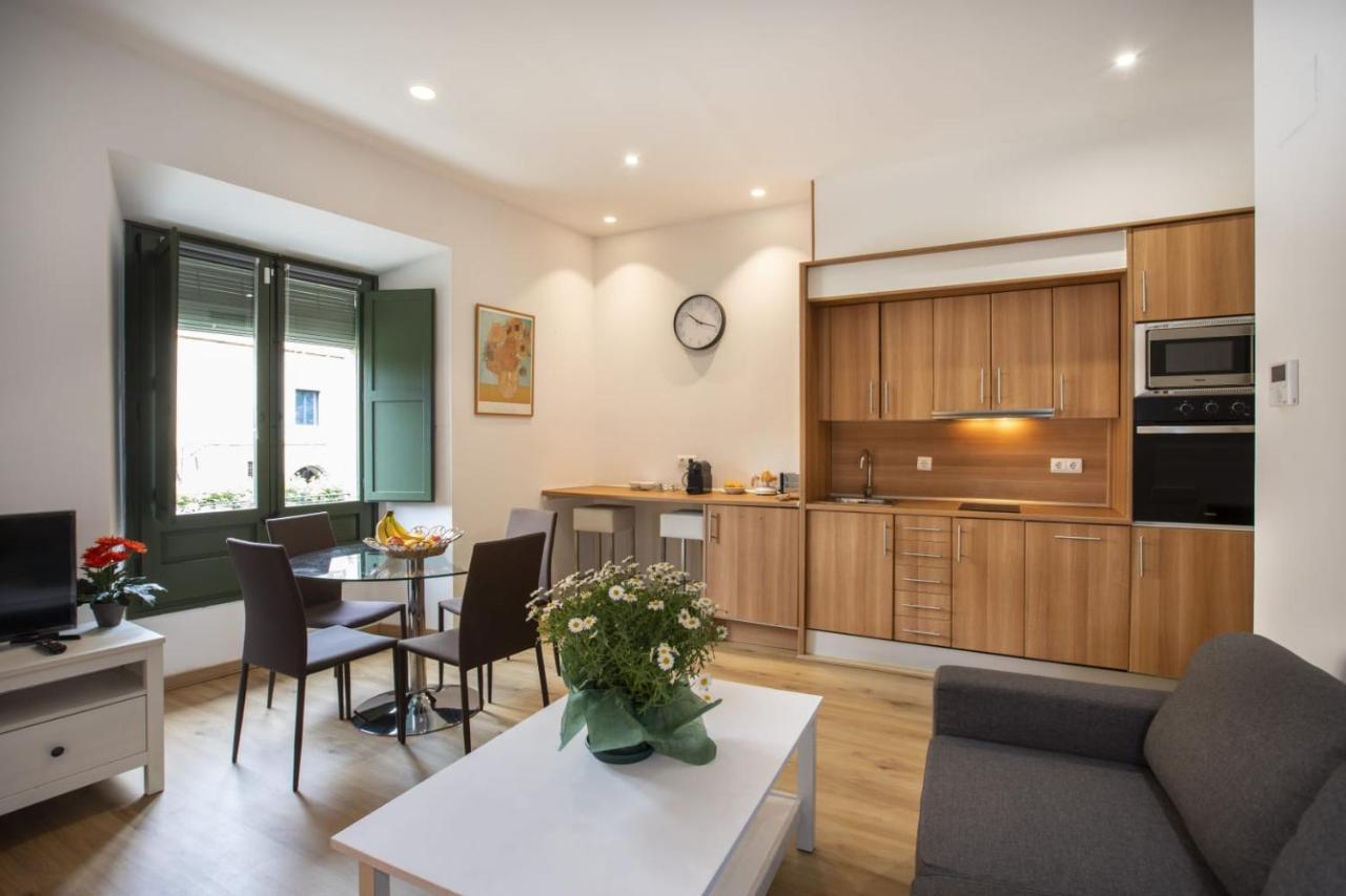 Apartament Al Cor Del Barri Vell De Girona Bagian luar foto